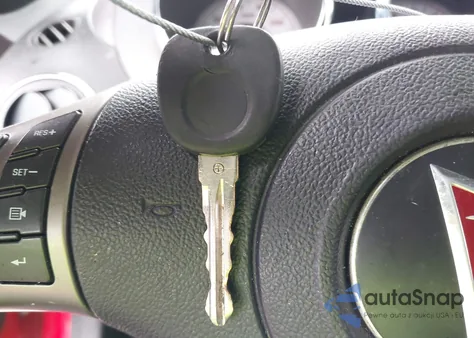 2007 Pontiac Solstice z USA, uszkodzony, nr VIN 1G2MB35B87Y104503